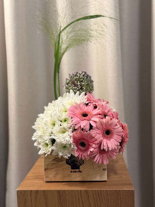 RF square vase
